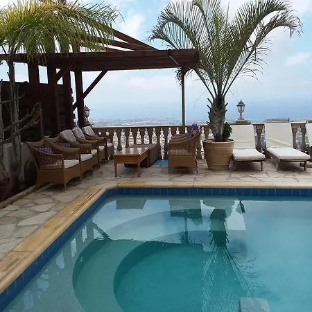 Villa Atlantis *